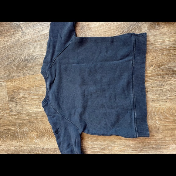 Kids’ Distressed Sweatshirt - Picture 3 of 4